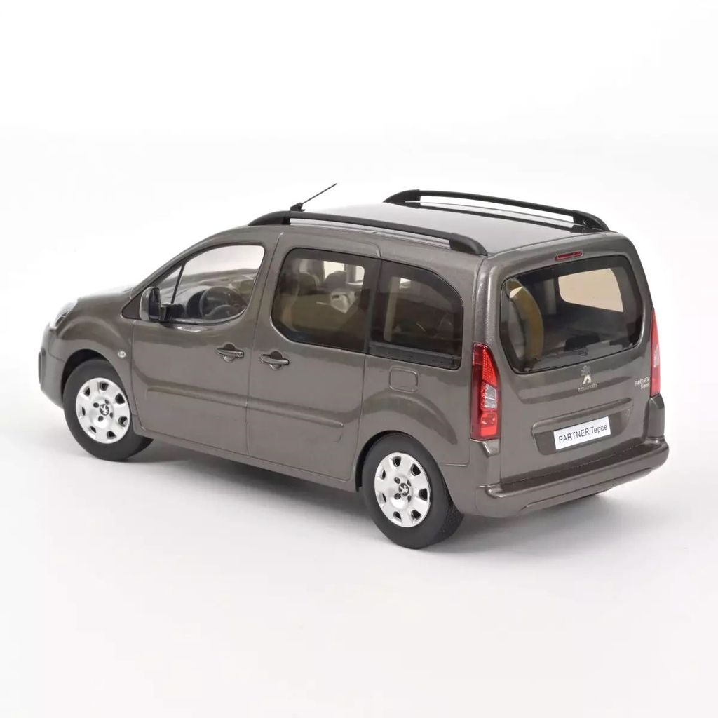 Peugeot Partner 2016 moka brown 1:18 Norev
