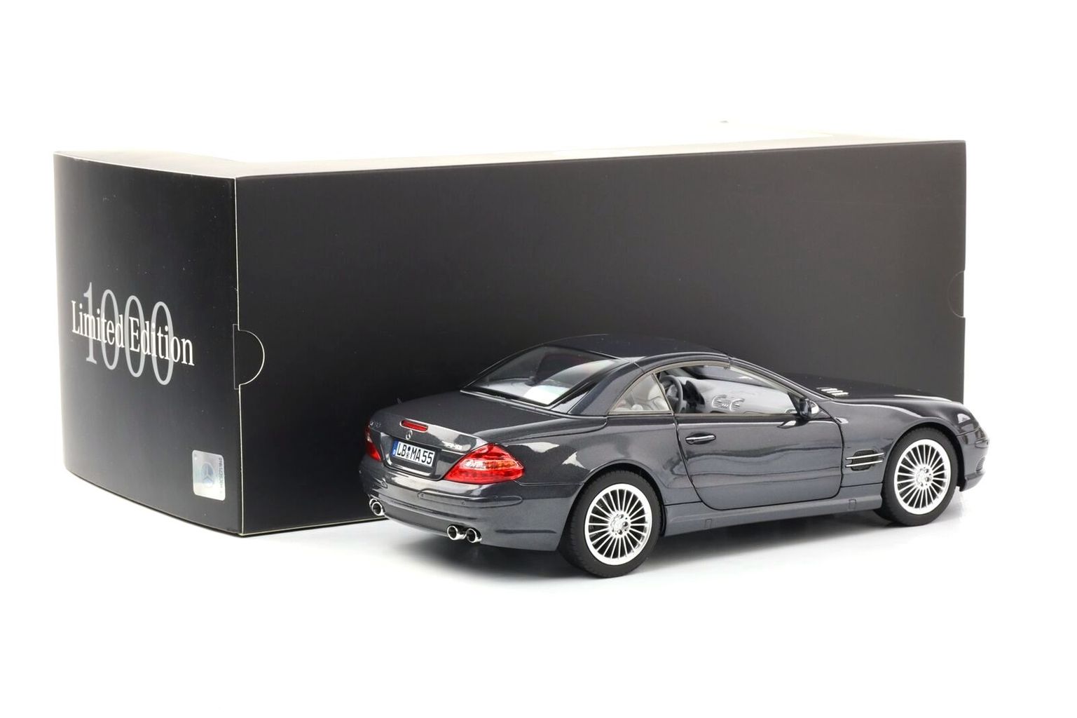 Mercedes-Benz SL 55 AMG R230 2001 black 1:18 Norev
