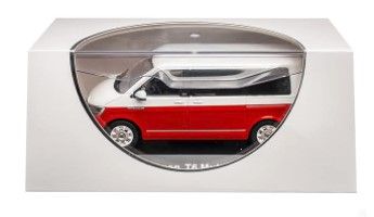 Volkswagen T6 Multivan 2015 red/white *Dealer Box - Special Edition* 1:43 Ixo Models