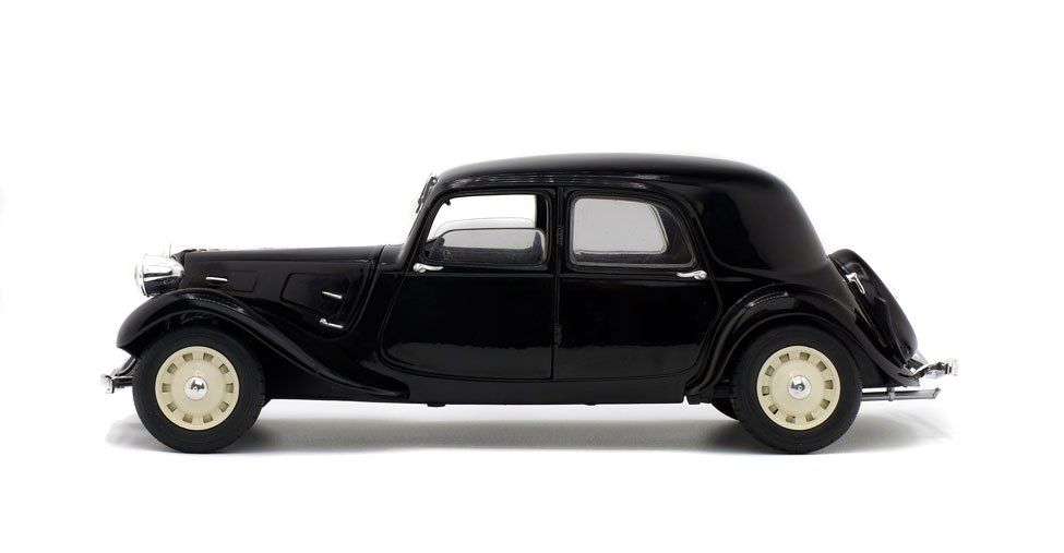 Citroen Traction 1937 black 1:18 Solido