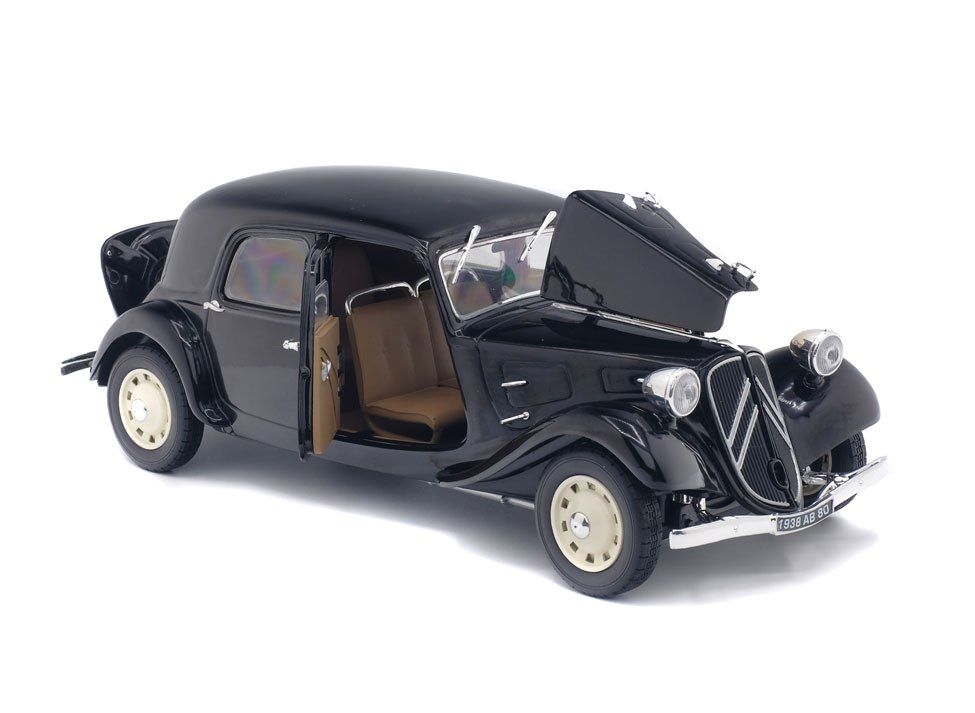 Citroen Traction 1937 black 1:18 Solido