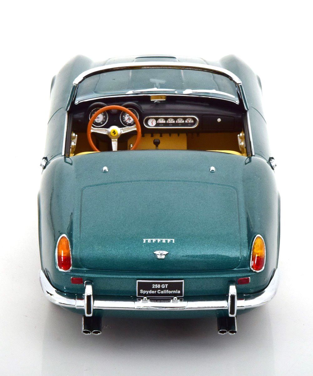 Ferrari 250 GT California Spyder 1960 green metallic/silver 1:18 KK Scale