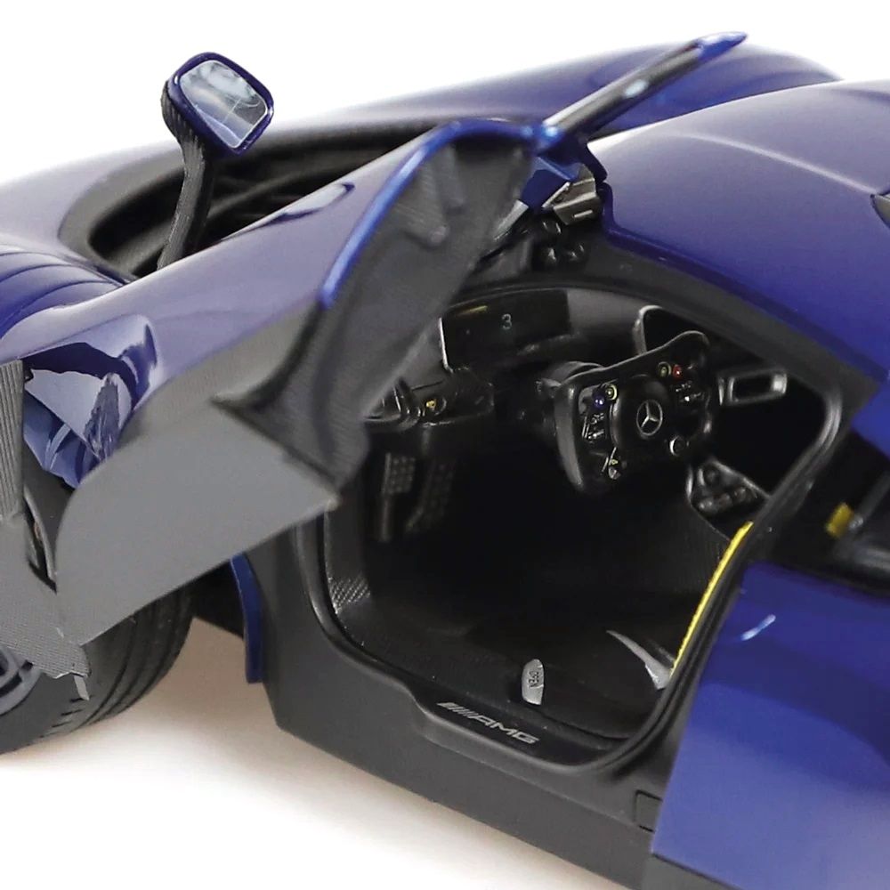 Mercedes-AMG One Street brillantblue 1:18 NZG