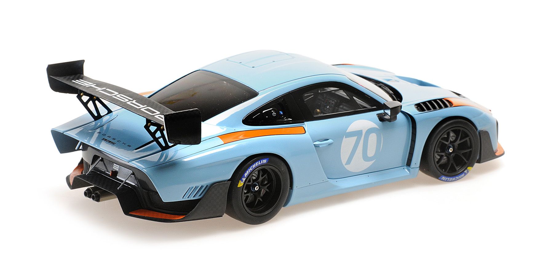 Porsche 935/19 2020 blue 1:18 Minichamps