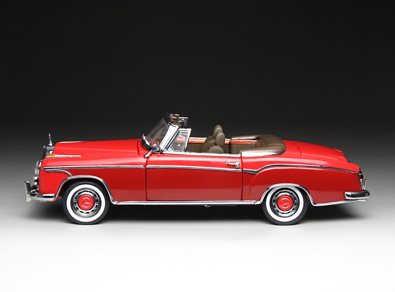 Mercedes-Benz 220 SE Cabriolet W128 1960 red 1:18 Sun Star