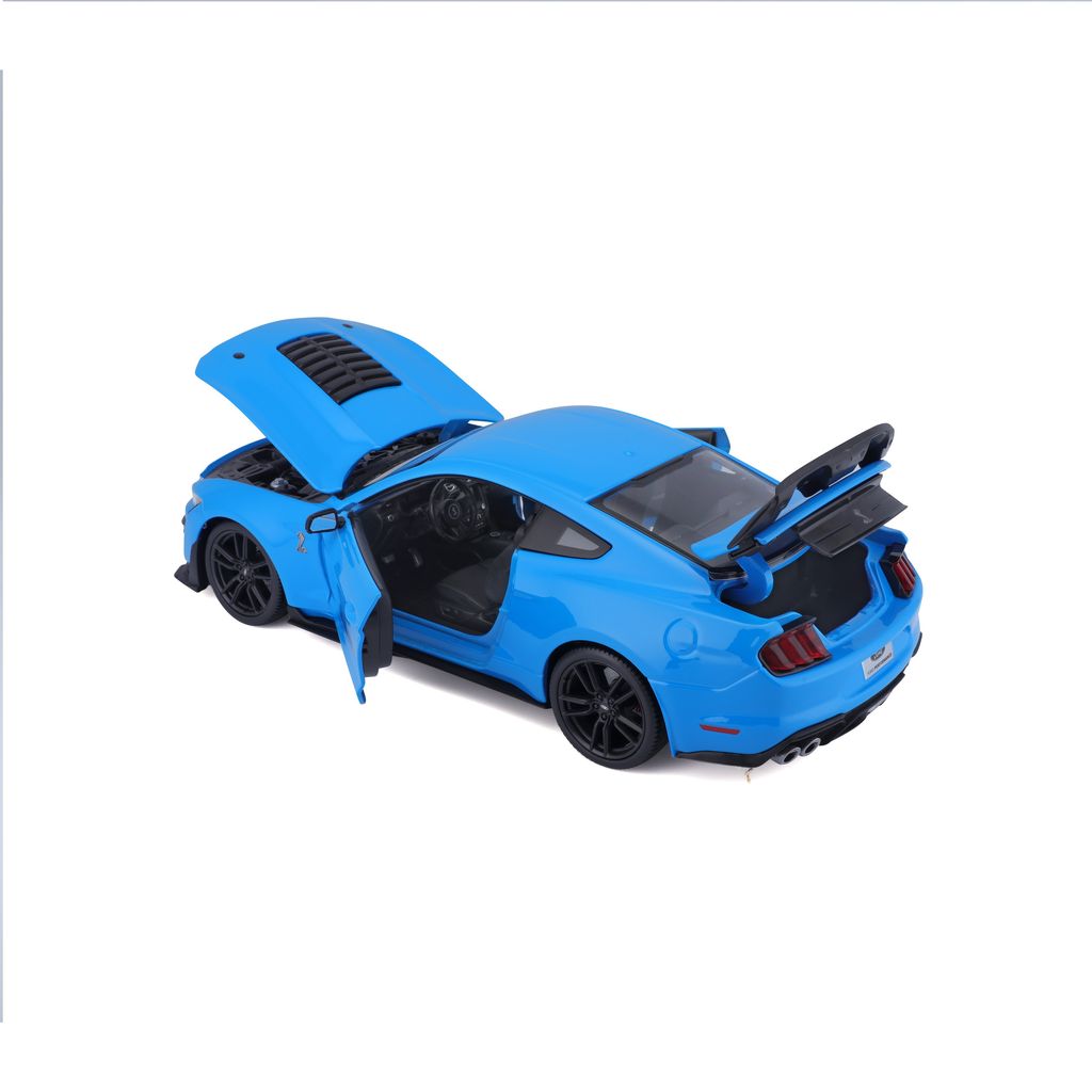 Ford Mustang Shelby GT500 2020 light blue 1:18 Maisto