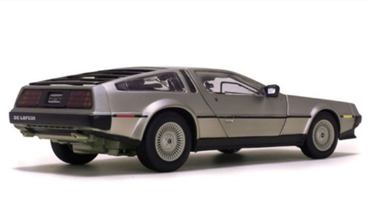 DeLorean DMC 12 1981 Stainless Steel 1:18 Sun Star