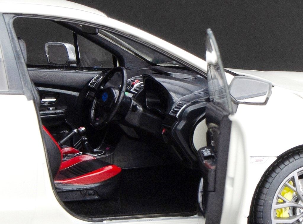 Subaru WRX STI 2018 white 1:18 Sun Star