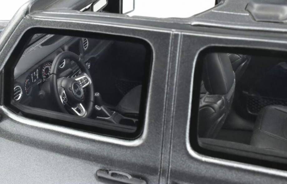 Jeep Wrangler 4XE 2021 silver 1:18 GT Spirit