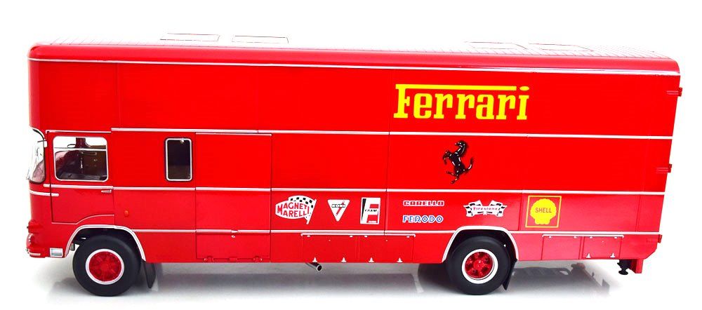 Fiat OM 150 *Ferrari Race Truck* 1967 red 1:18 CMR