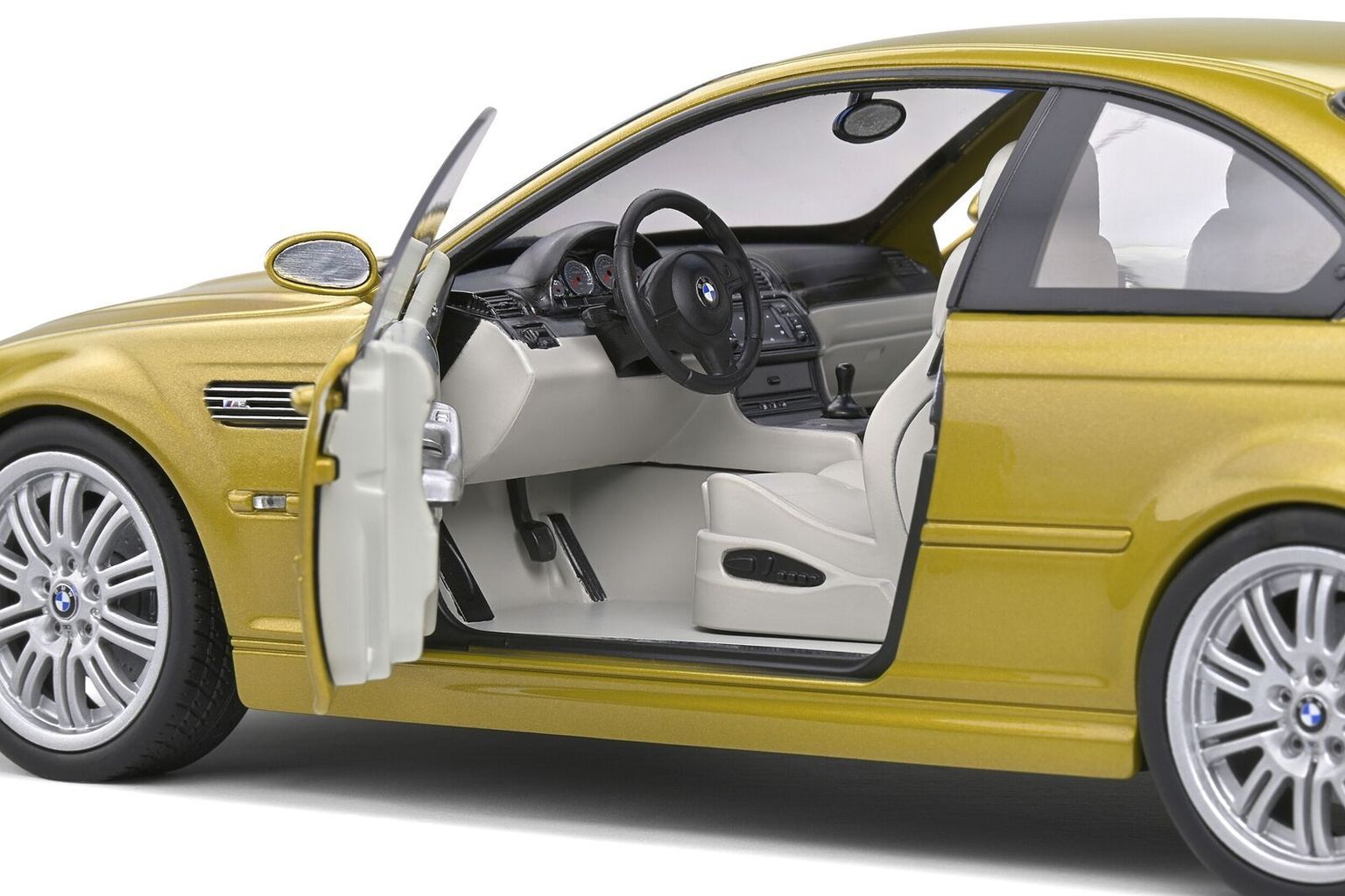 BMW M3 (E46) 2000 yellow 1:18 Solido