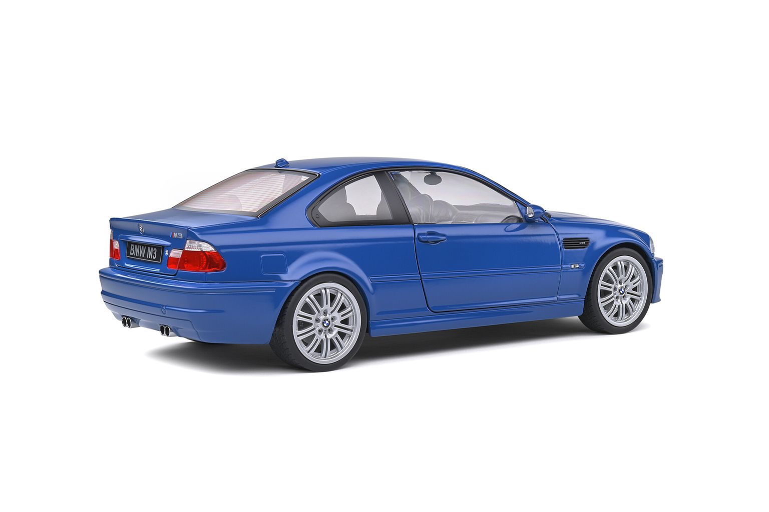BMW M3 (E46) 2000 blue 1:18 Solido