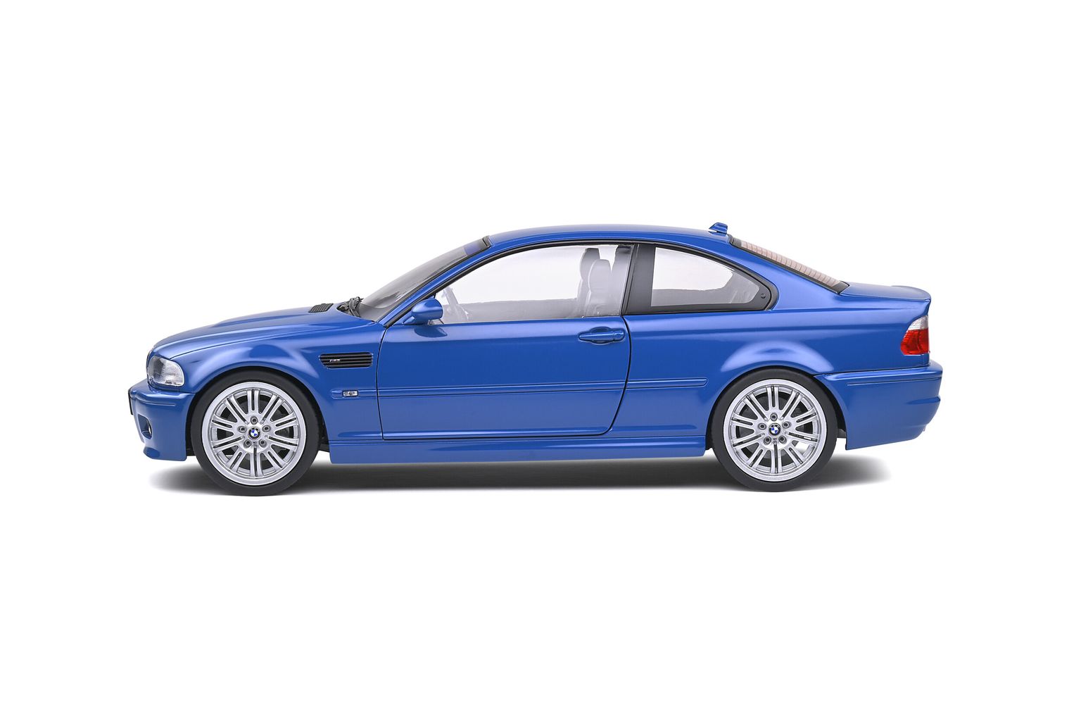 BMW M3 (E46) 2000 blue 1:18 Solido