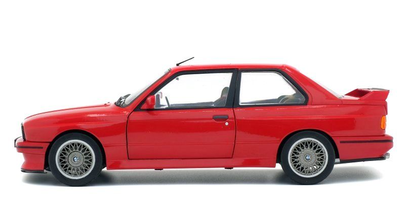 BMW M3 E30 Sport Evo 1990 red 1:18 Solido