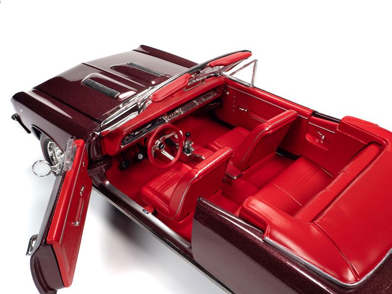 Chevy Chevelle SS 396 Convertible MCACN 1967 Madeira maroon 1:18 Auto World
