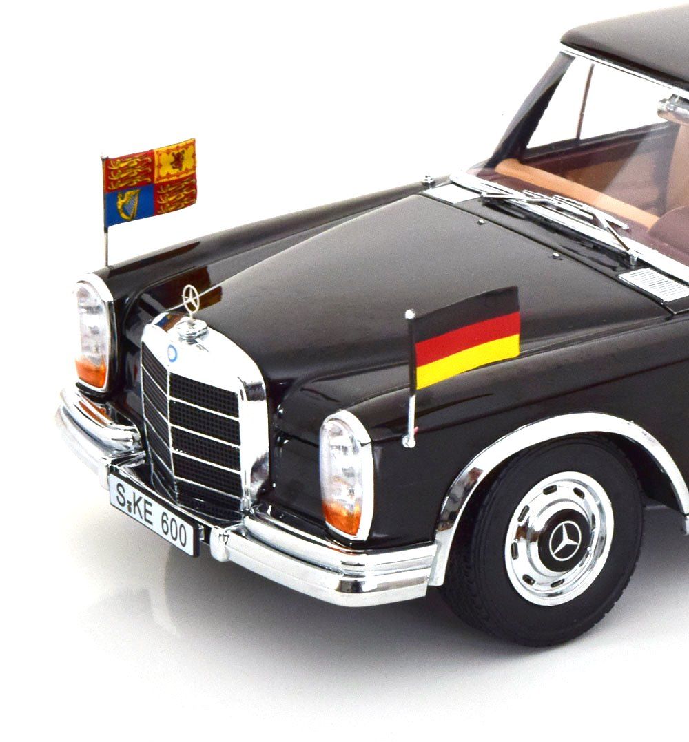 Mercedes-Benz S-Class 600 Pullman W100 Landaulet Semiconvertible Queen Elizabeth II Kiesinger 1965 1:18 KK Scale