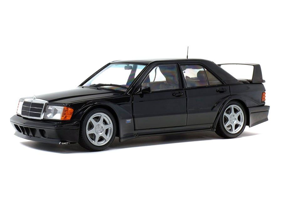 Mercedes-Benz 190E EVO 2 1990 black 1:18 Solido
