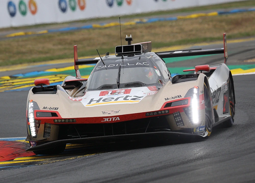 Carte Dédicacée Des Pilotes Cadillac Racing – Hertz Team JOTA – Lynn & Stevens – Auto Le Mans