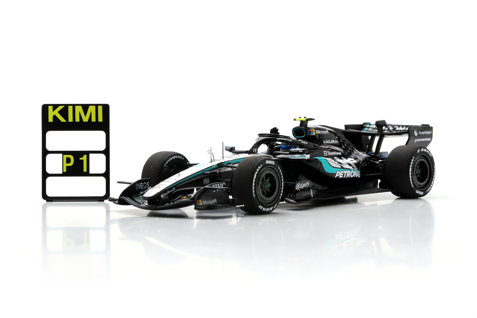 Mercedes-AMG W17 Petronas F1 Team #12 Kimi Antonelli Winner Japanese GP 2026 1:43 Spark