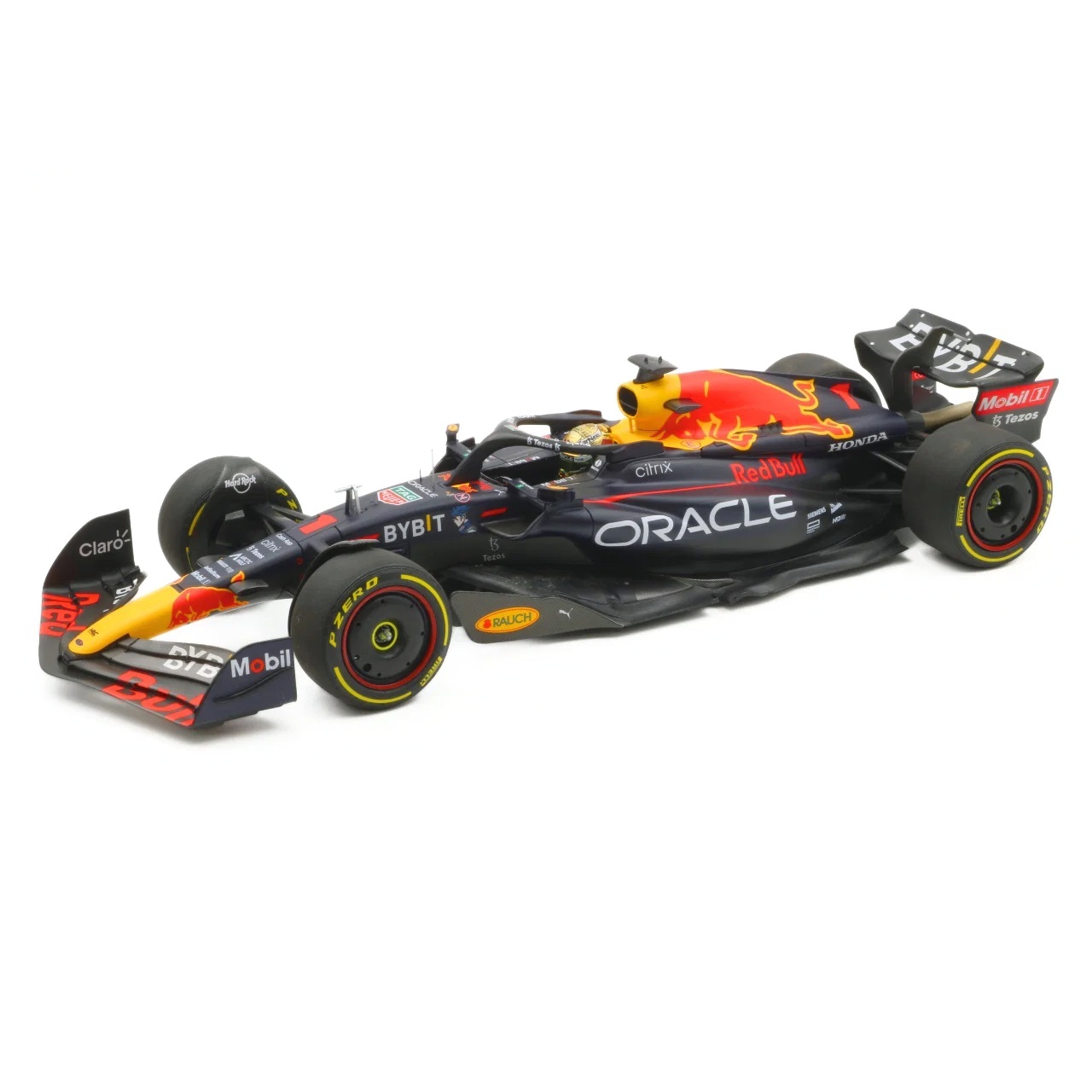 Oracle Red Bull Racing RB18 #1 M. Verstappen Winner Abu Dhabi GP 2022 1:18 Minichamps