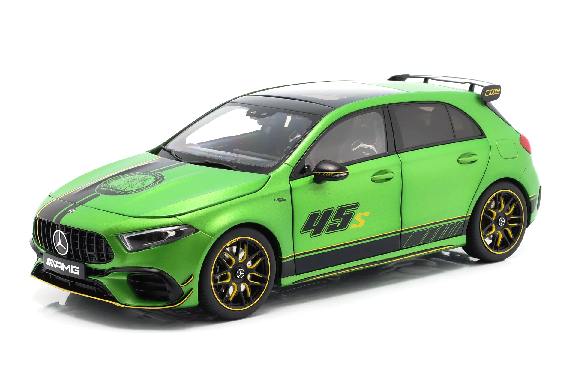 Mercedes-AMG A 45 S 4Matic 1:18 NZG