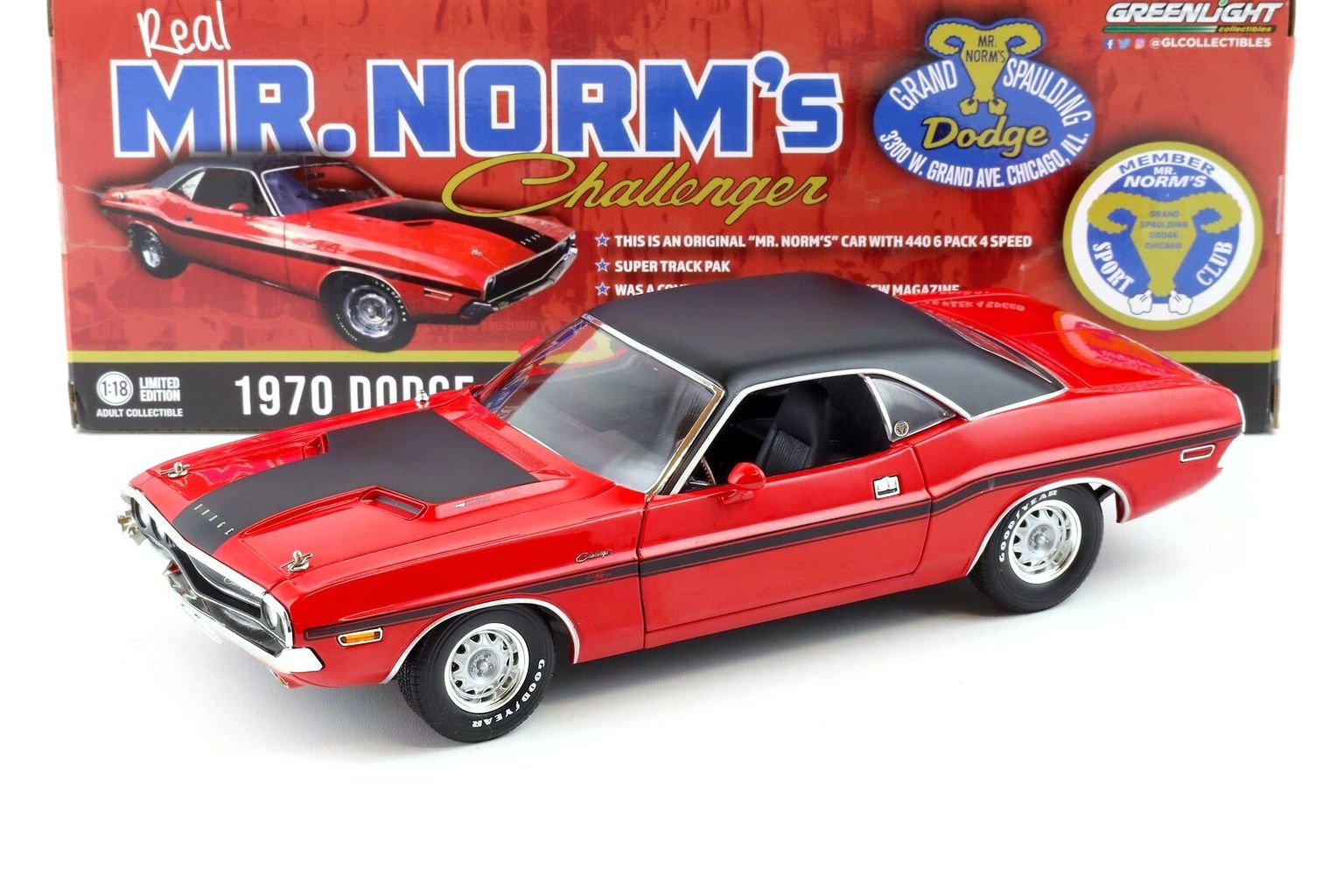 Dodge Challenger R/T 440 Six-Pack *Mr. Norm's Grand Spaulding Dodge* 1970 red/black interior 1:18 Greenlight