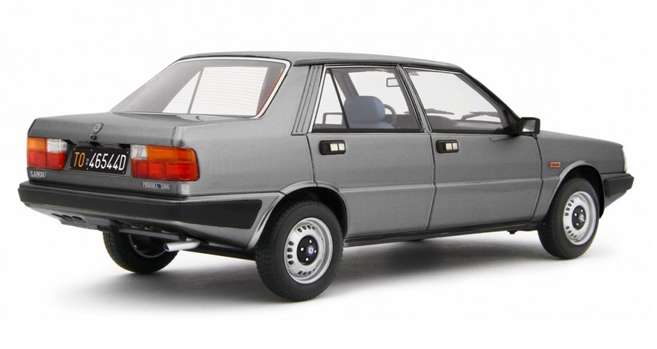 Lancia Prisma 1300 1985 Optional Decals grey metallic 1:18 Laudoracing Model 