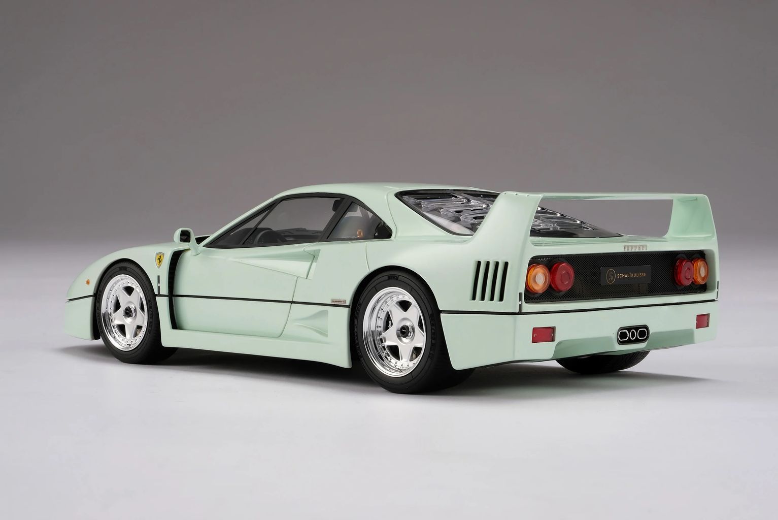 Ferrari F40 1987 Verde Pallido 1:18 Amalgam