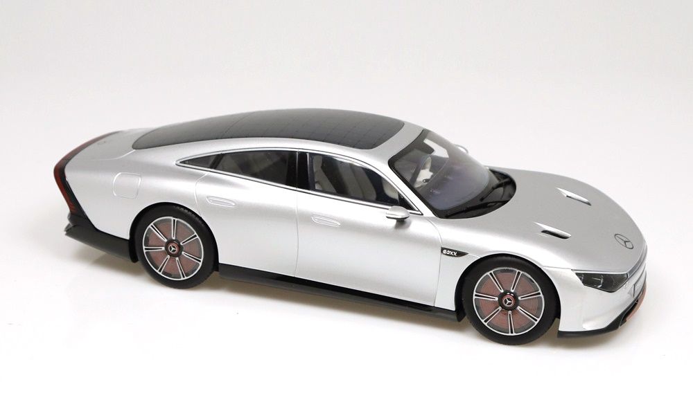 Mercedes-Benz Vision EQXX aluminium silver 1:18 NZG