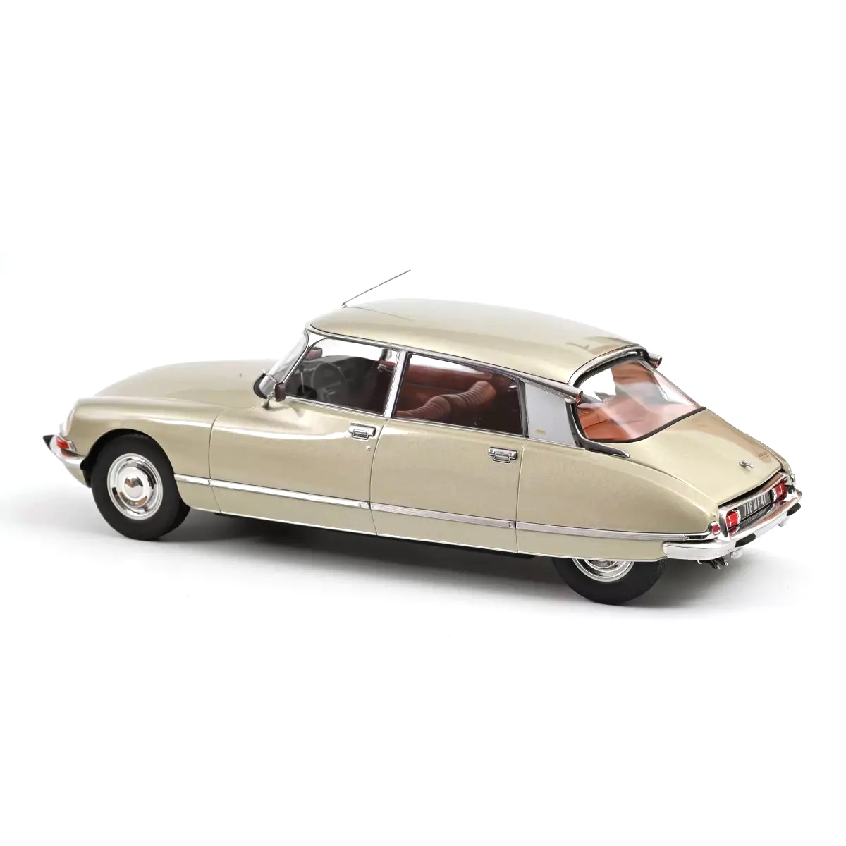 Citroen DS 23 Pallas 1973 beige 1:12 Norev