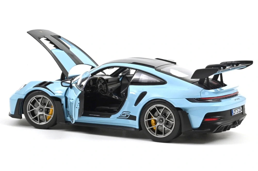 Porsche 911 GT3 RS Weissach Package 2022 light blue 1:18 Norev