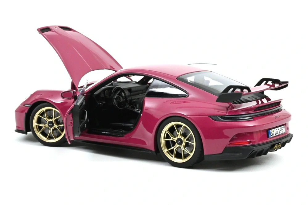 Porsche 911 GT3 2021 ruby star neo 1:18 Norev
