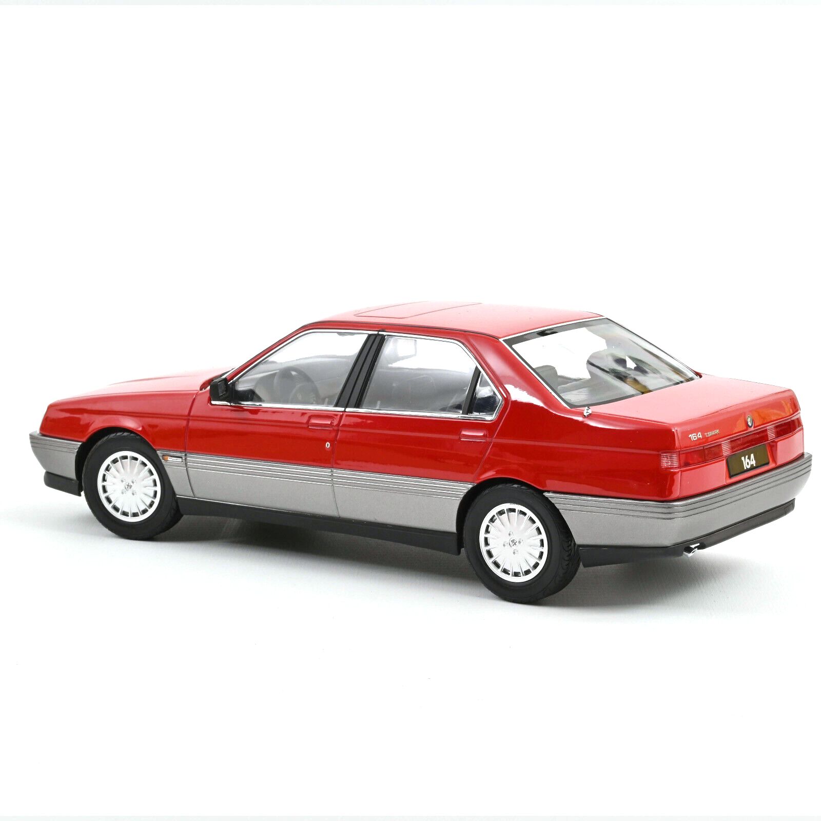 Alfa Romeo 164 1991 rosso alfa 1:18 Norev