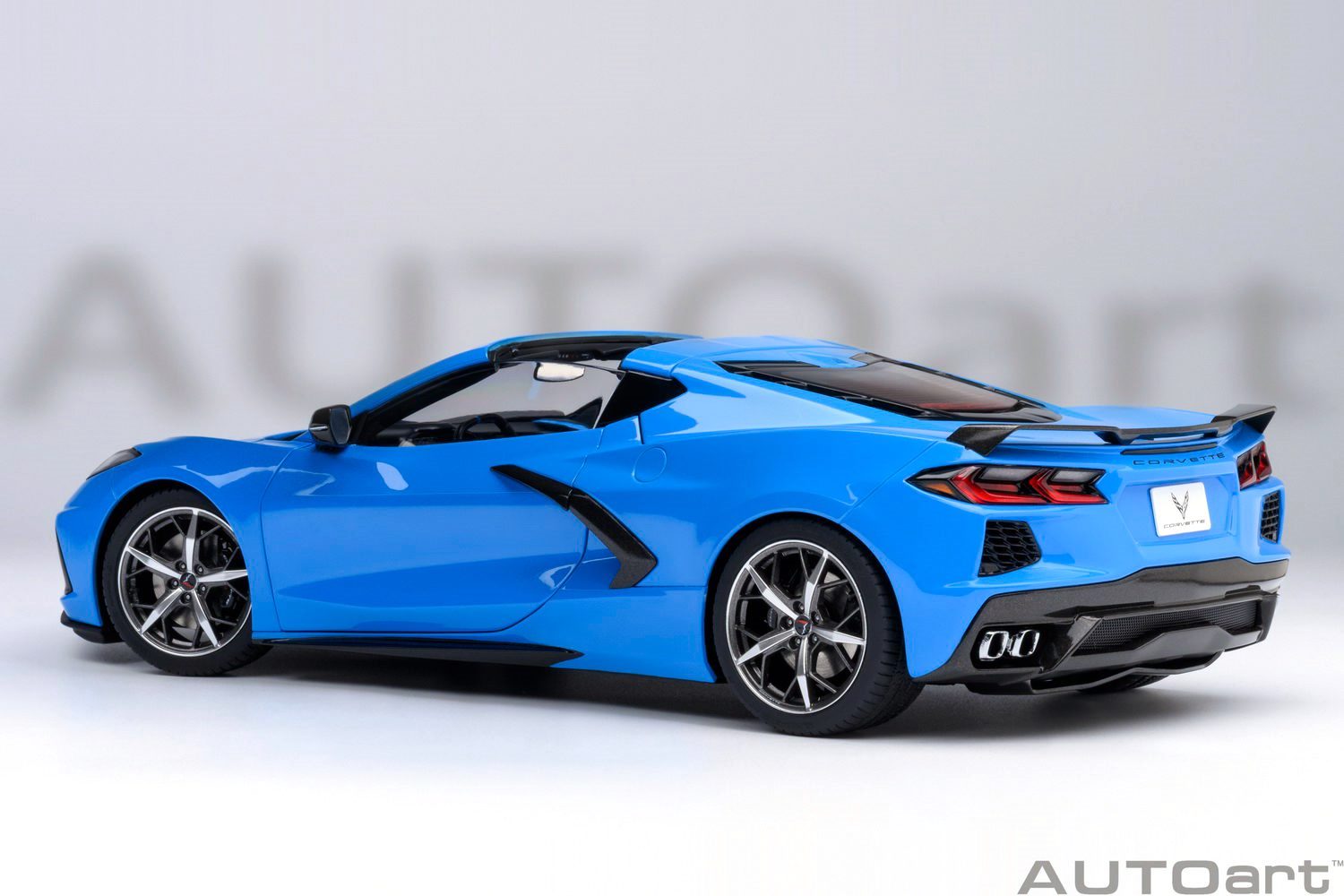 Chevrolet Corvette C8 Stingrey Z51 2020 rapid blue 1:18 AUTOart