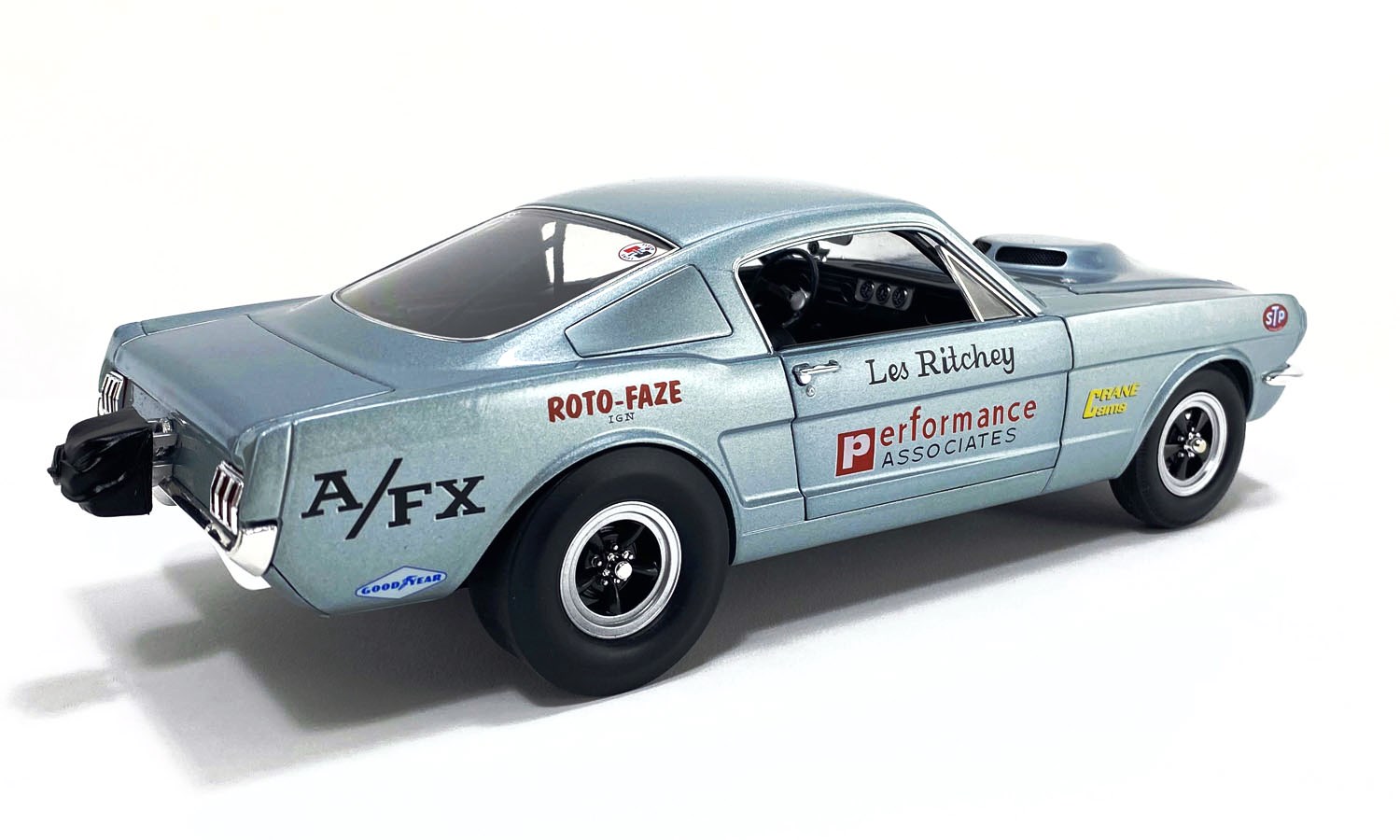 Ford Mustang AFX Les Ritchey 1965 silver 1:18 Acme Diecast