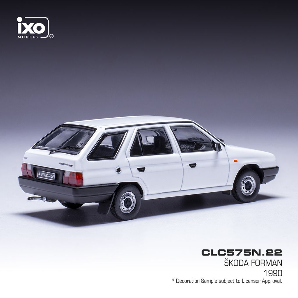 Škoda Forman 1990 white 1:43 Ixo Models
