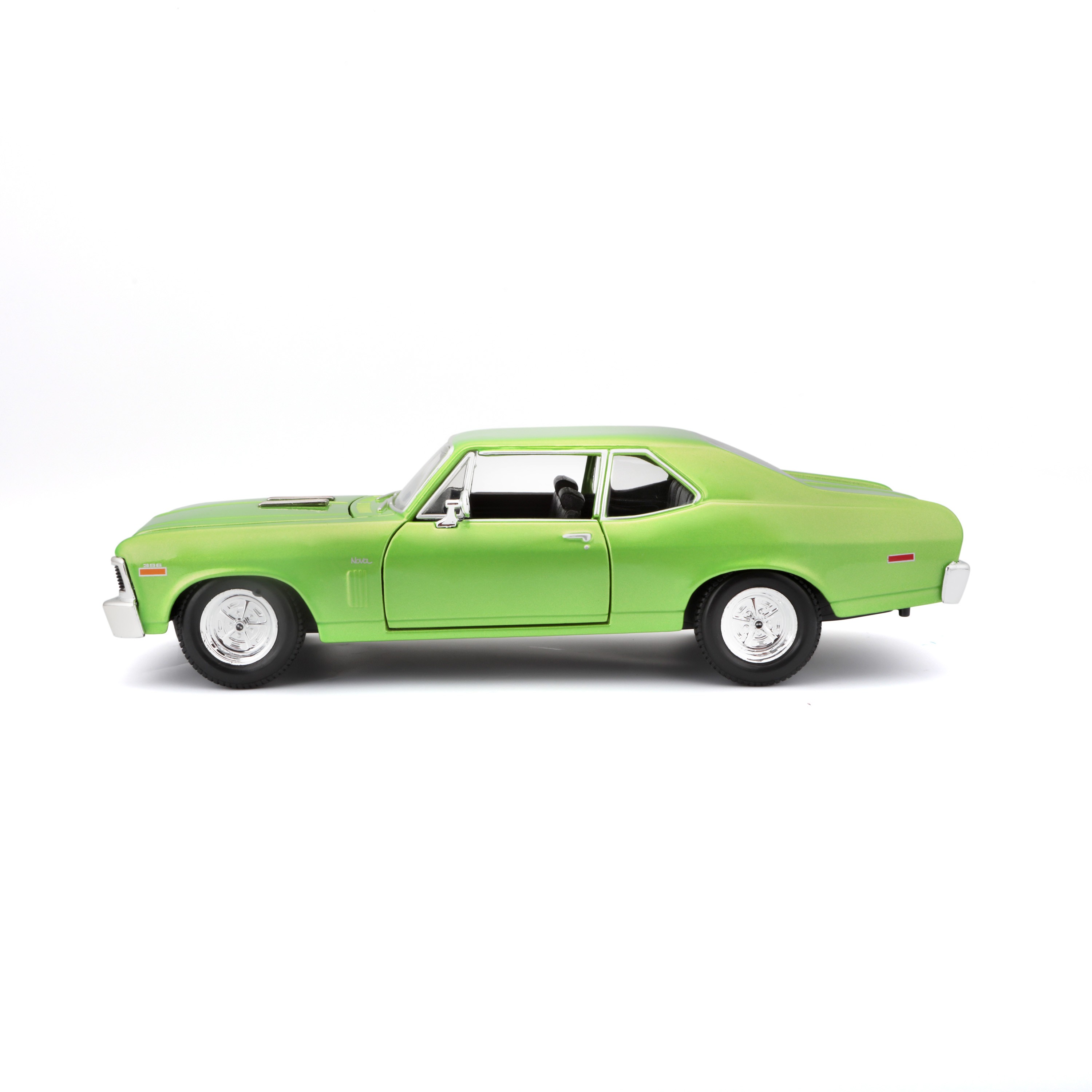 Chevrolet Nova SS 1970 green 1:24 Maisto