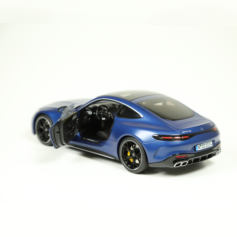 Mercedes-AMG GT63 spectral blue 1:18 NZG