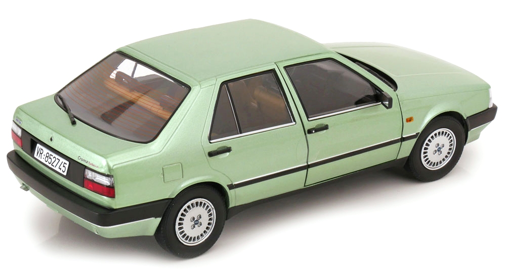 Fiat Croma 2.0 Turbo IE 1988 green met ceylon 359 1:18 Mitica