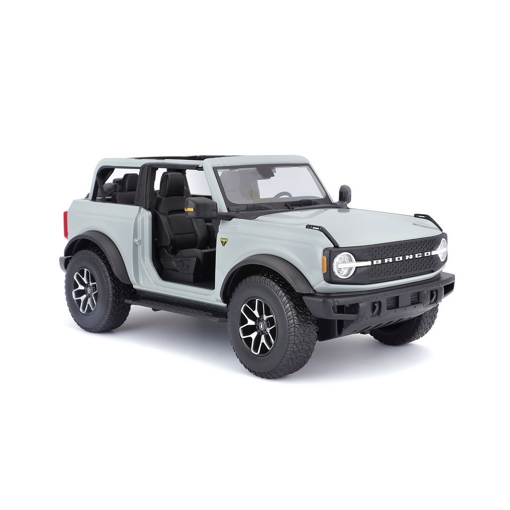 Ford Bronco Badlands 2021 light grey 1:18 Maisto