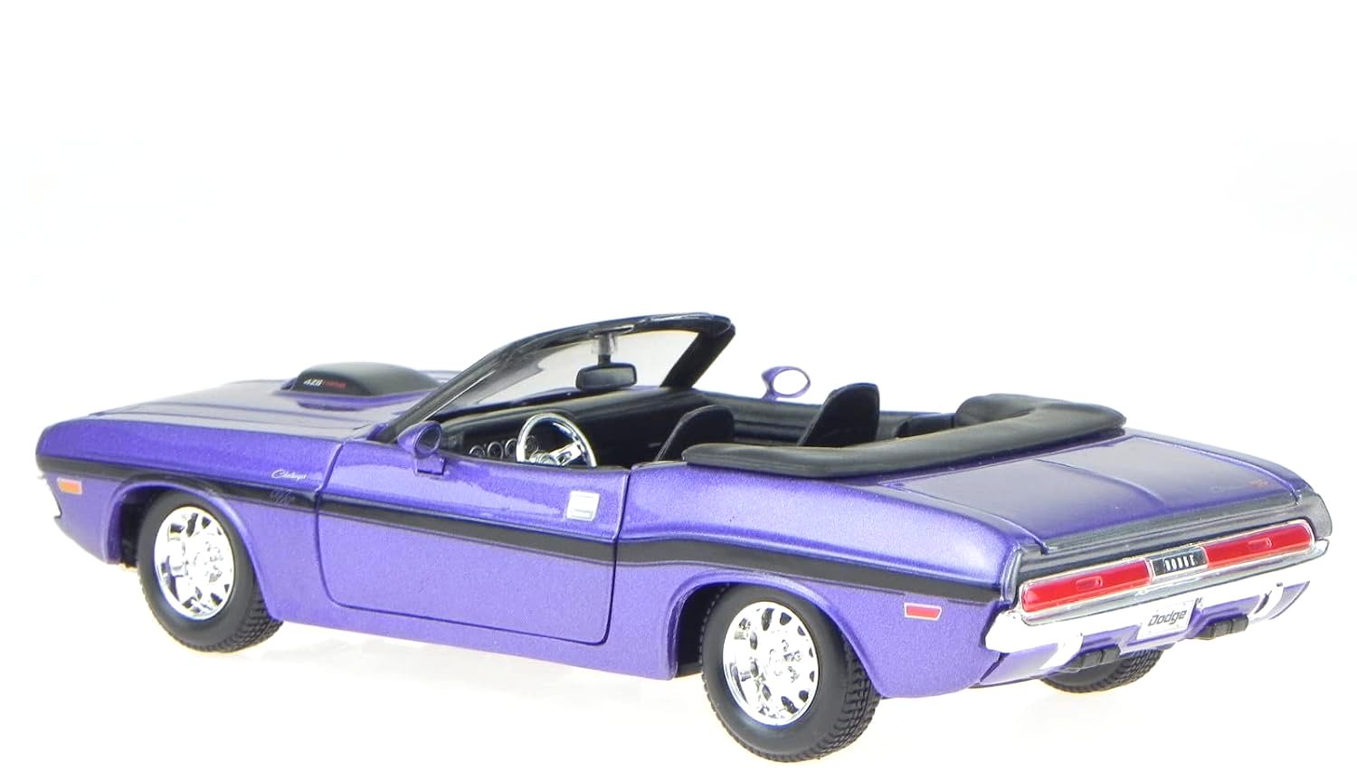 Dodge Challenger R/T Cabrio 1970 purple 1:24 Maisto