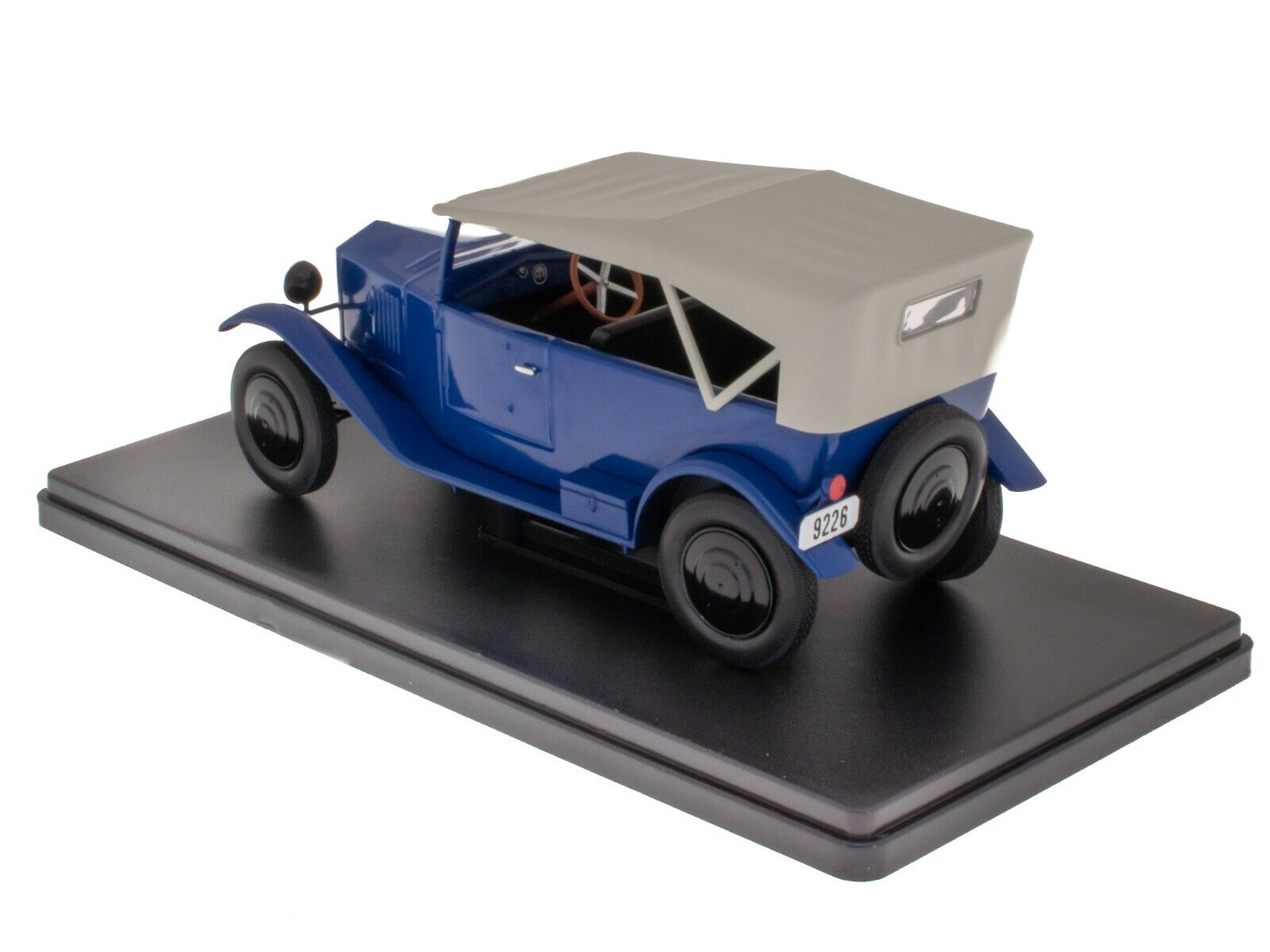 Nami 1 1927 blue 1:24 Hachette