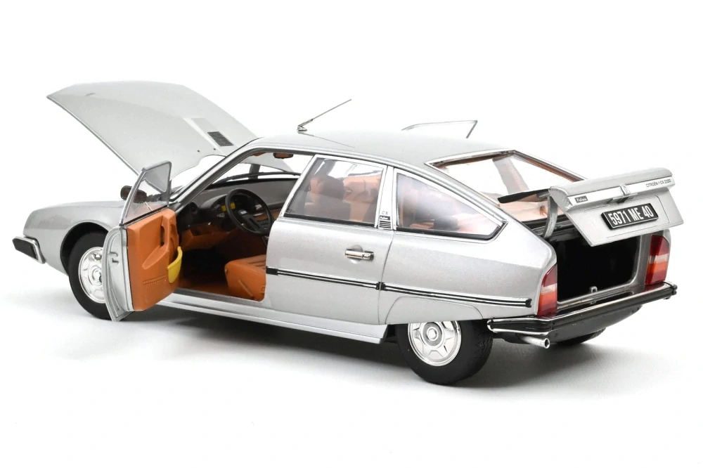Citroen CX 2200 Pallas 1976 Langentiere grey 1:18 Norev