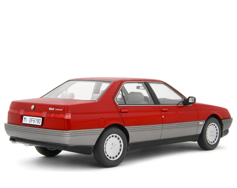Alfa Romeo 164 2.0 Twin Spark 1987 red 1:18 Laudoracing Model