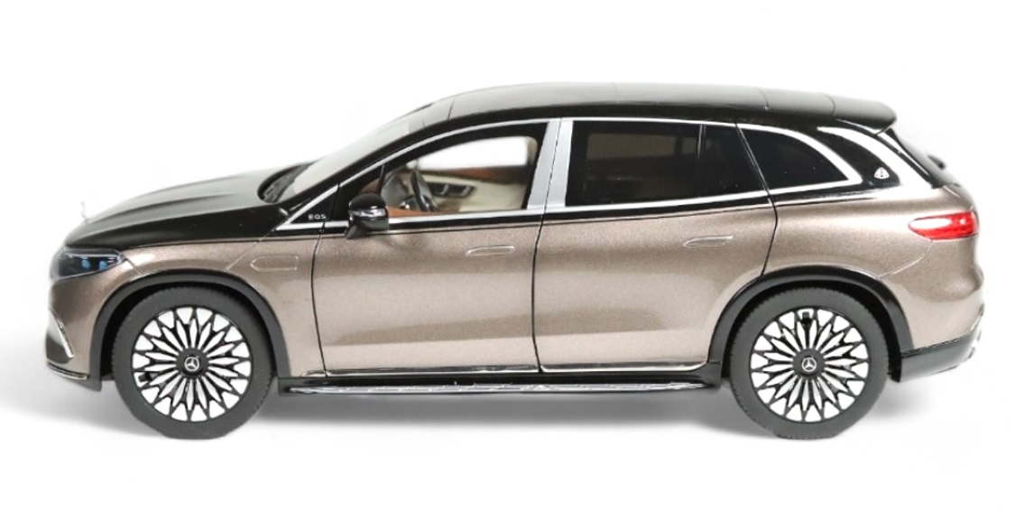 Mercedes-Maybach EQS SUV velvet brown/onyx black 1:18 NZG