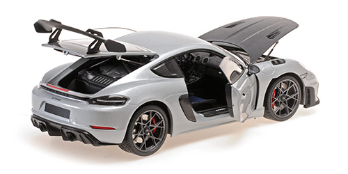 Porsche Cayman GT4 RS Weissach Package 2024 silver metallic 1:18 Minichamps