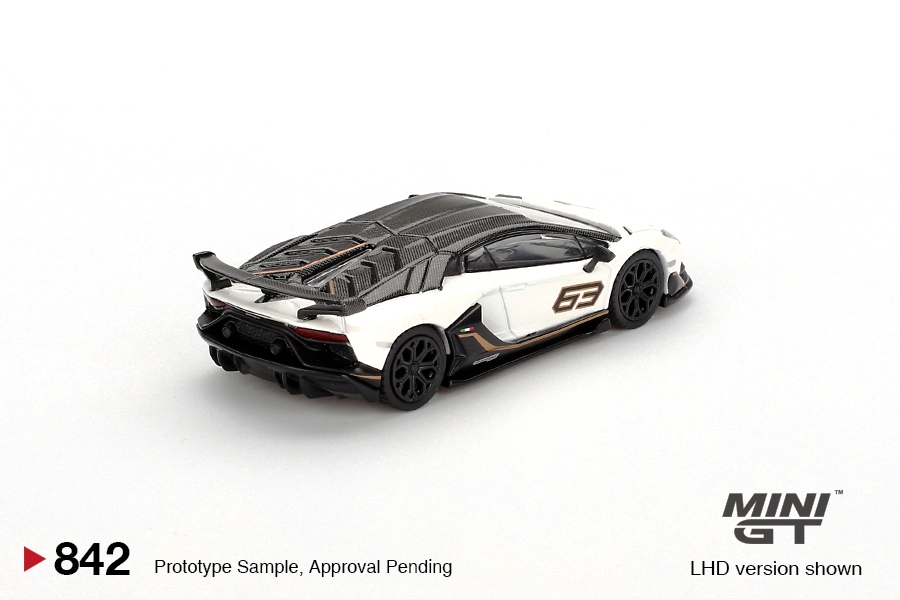 Lamborghini Aventador SVJ 63 2022 Bianco Asopo 1:64 Mini GT