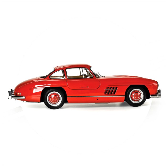 Mercedes 300 SL Gullwing red 1:8 Ixo Models 