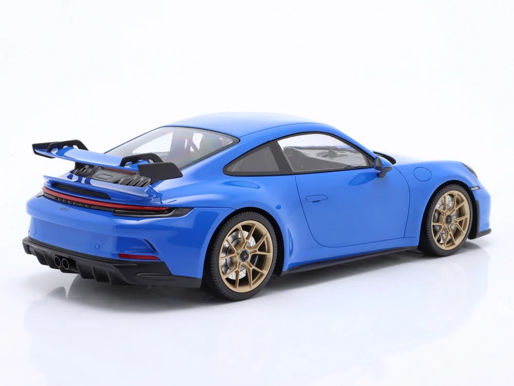 Porsche 911 (992) GT3 2021 shark blue 1:18 Minichamps