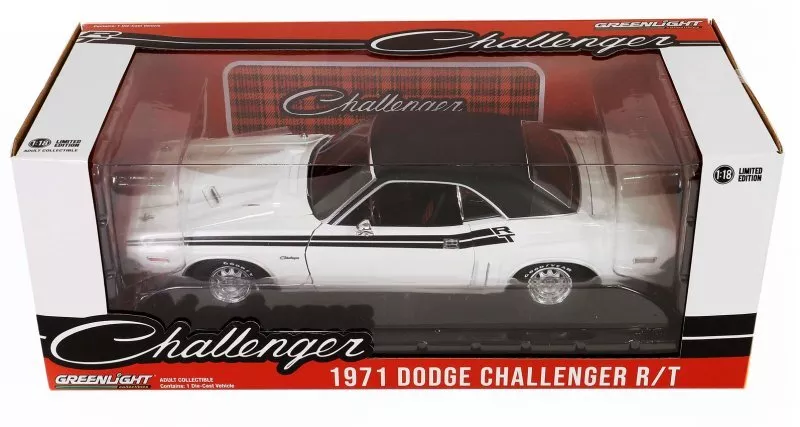 Dodge Challenger R/T 1971 bright white/black interior/red plaid seats 1:18 Greenlight